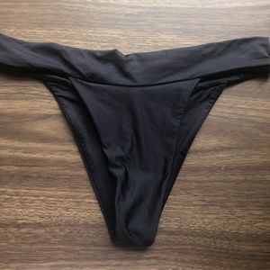 Frankies Bikinis Black Bikini Bottoms